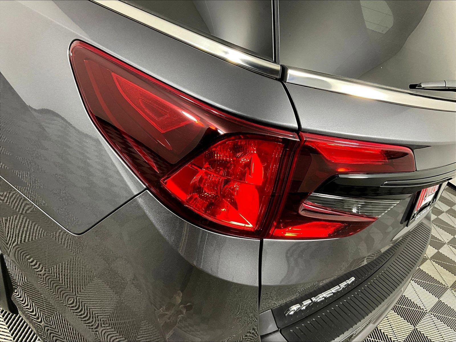 2025 Honda Odyssey Touring - Photo 23