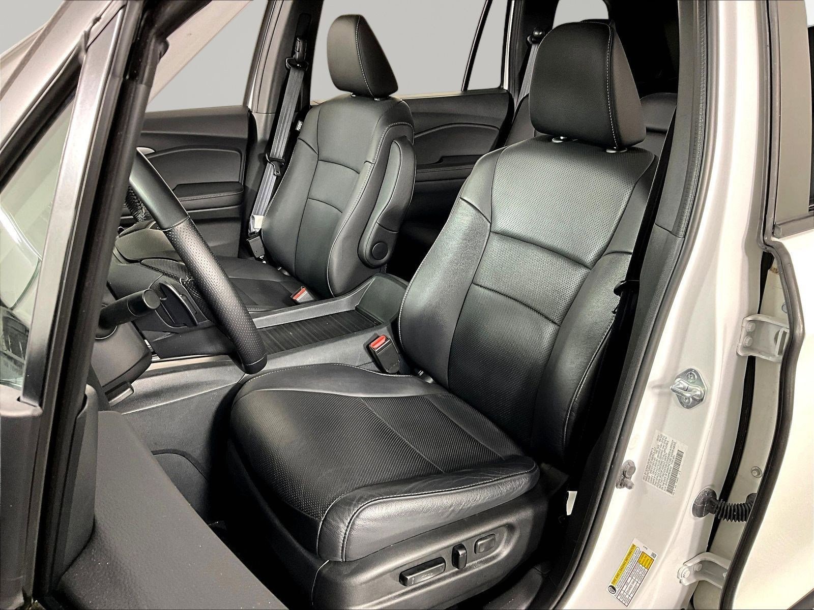 2023 Honda Passport EX-L - Photo 21