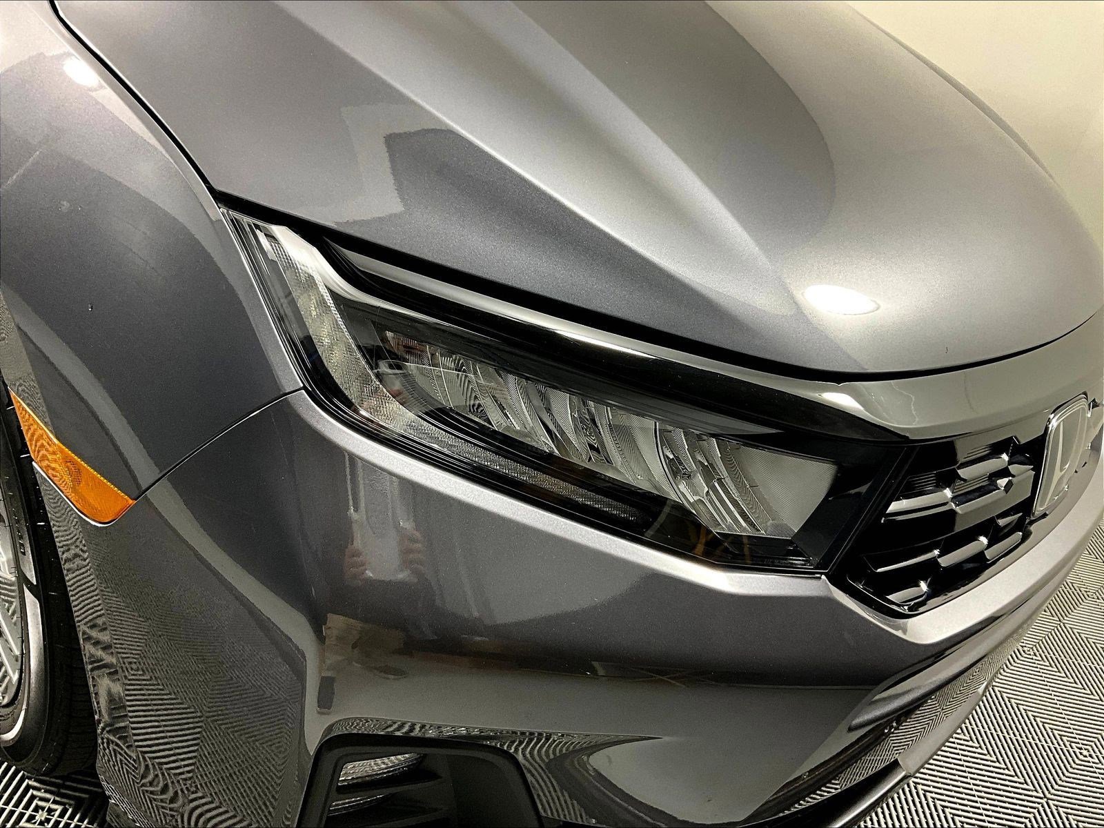 2025 Honda Odyssey Touring - Photo 33