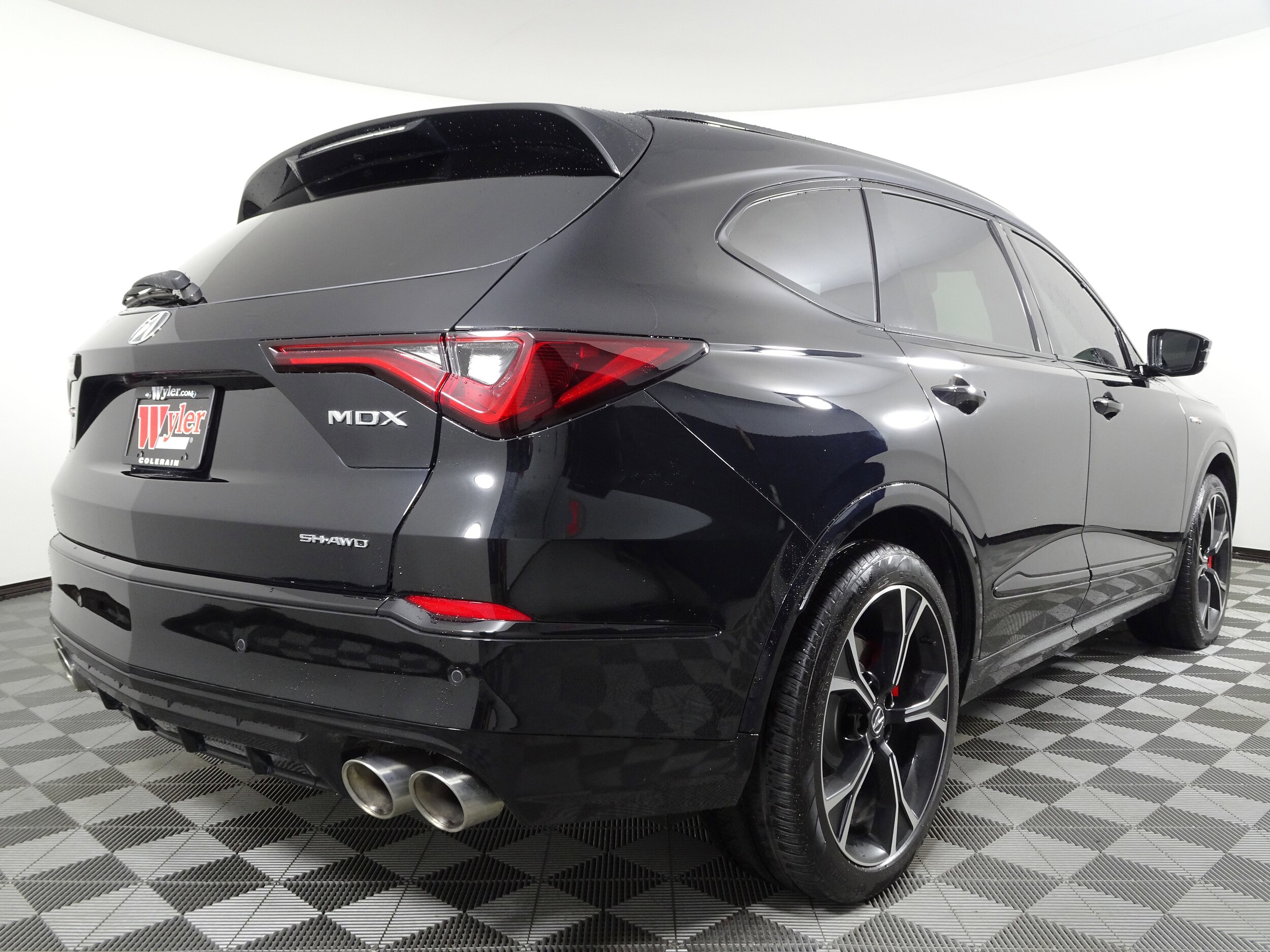 2025 Acura MDX Type S SH-AWD Advance photo 3