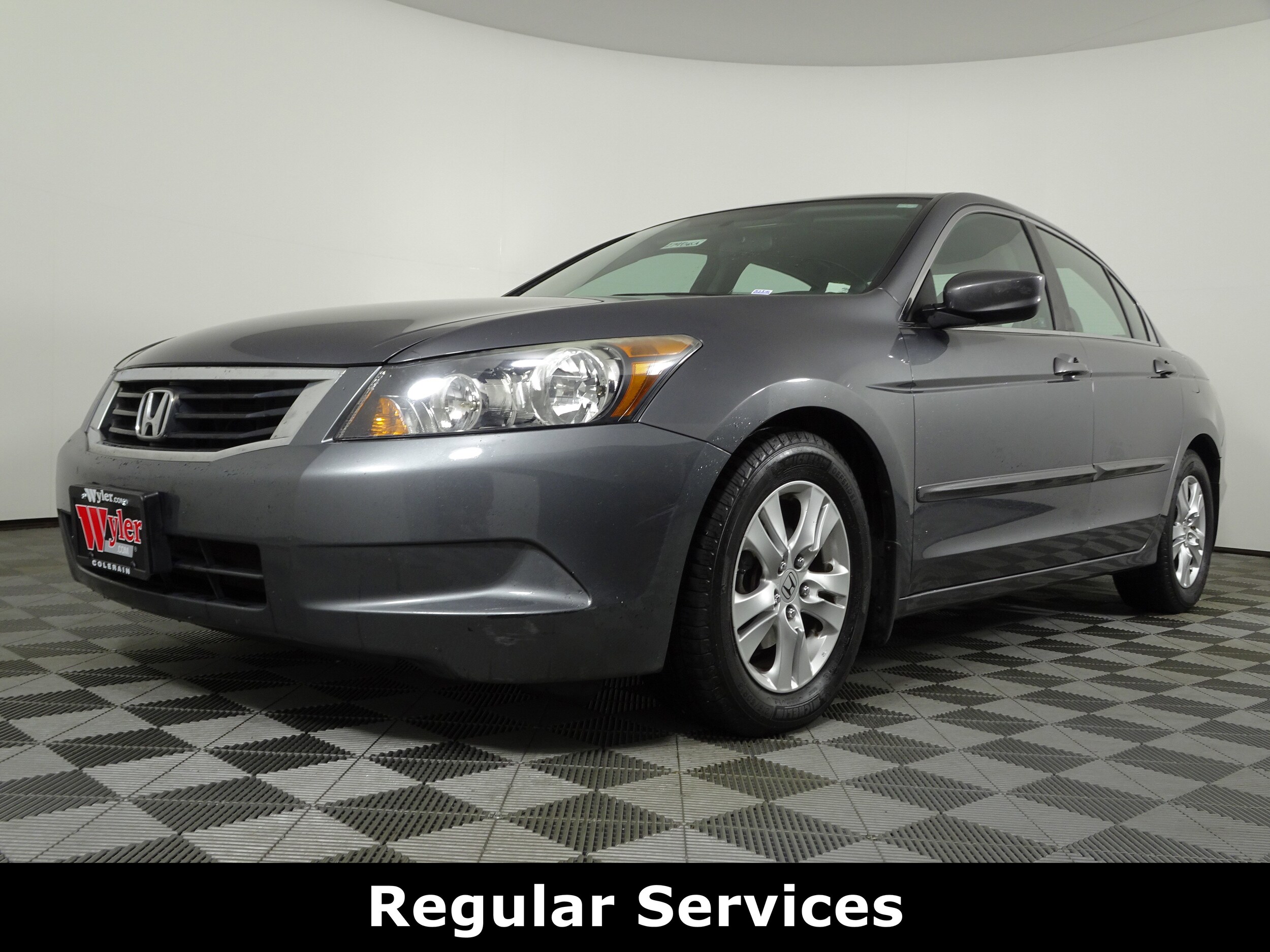 2010 Honda Accord LX-P photo 2