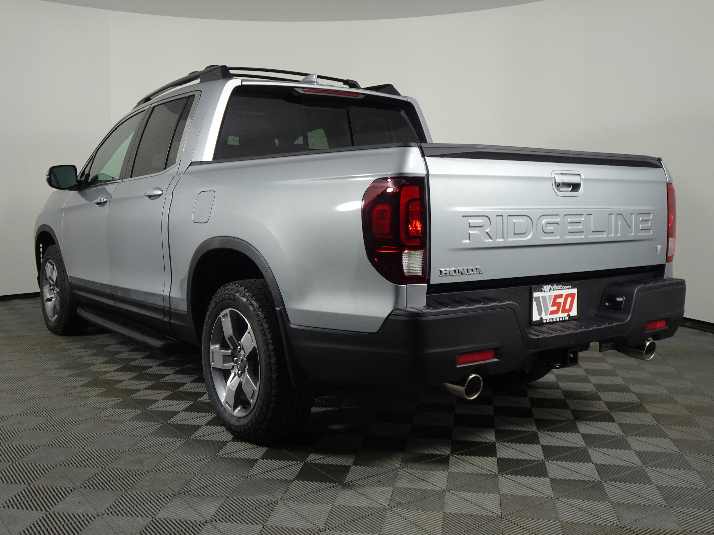 2025 Honda Ridgeline RTL - Photo 16