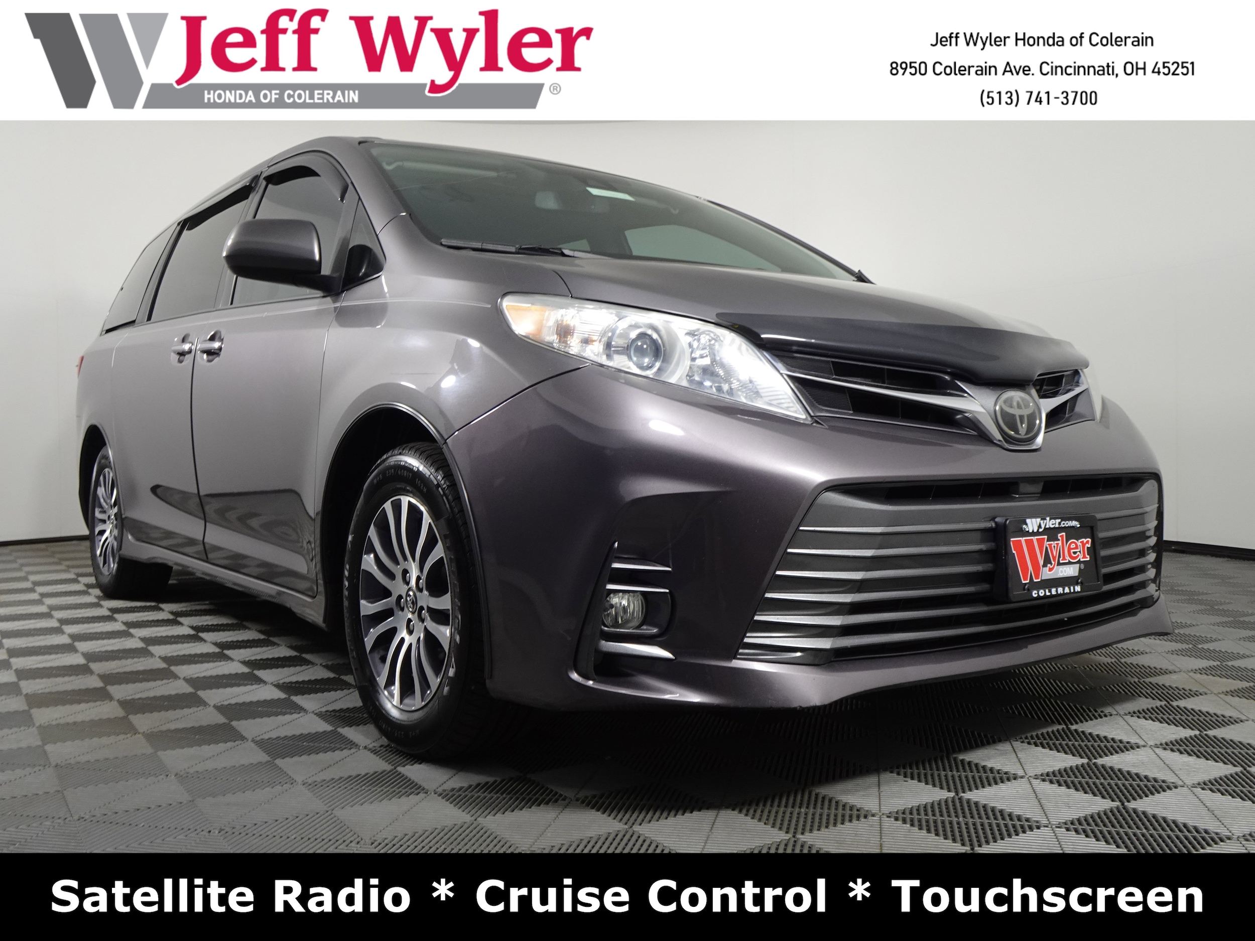 2018 Toyota Sienna XLE