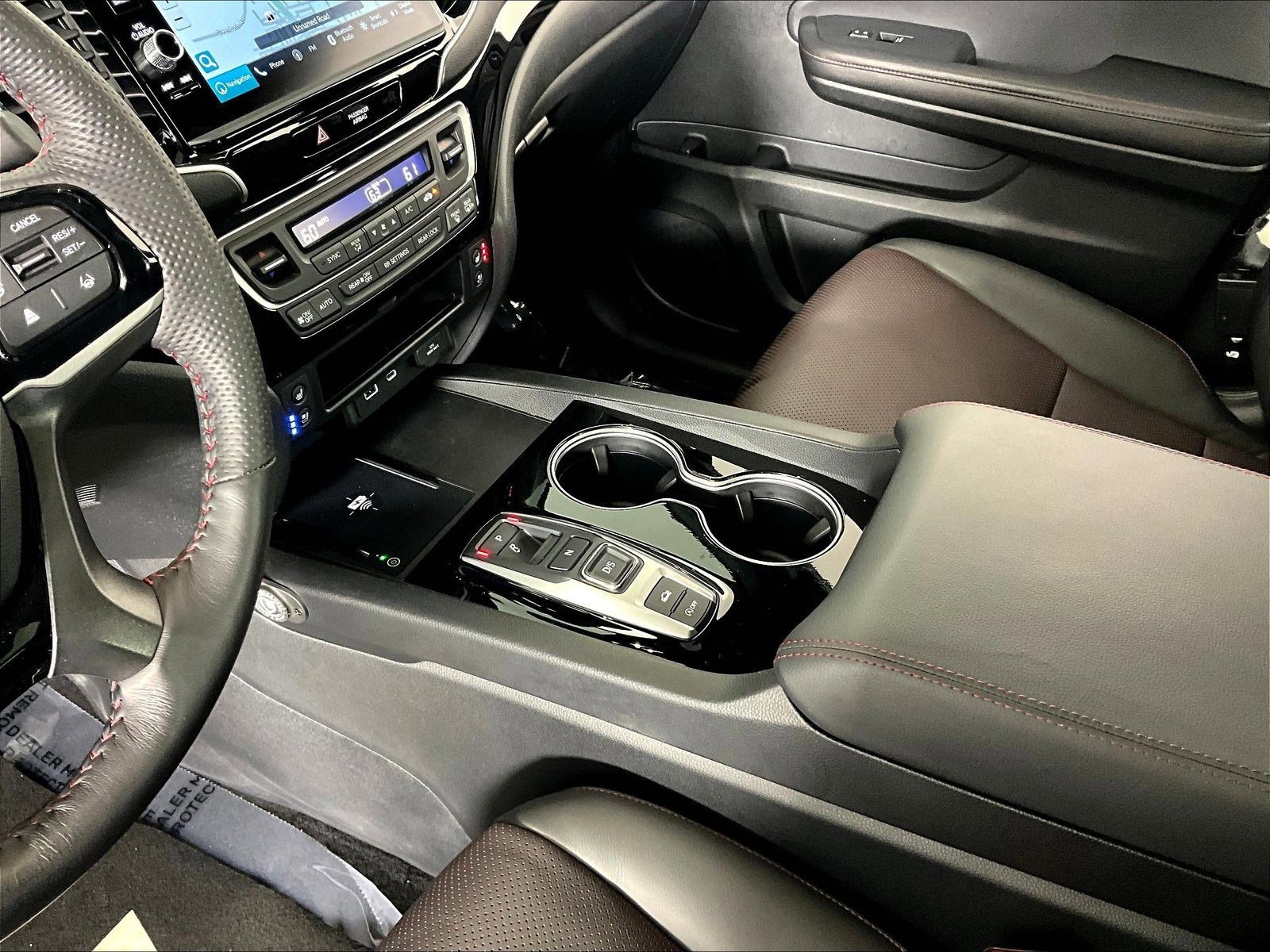 2024 Honda Ridgeline Black Edition - Photo 19