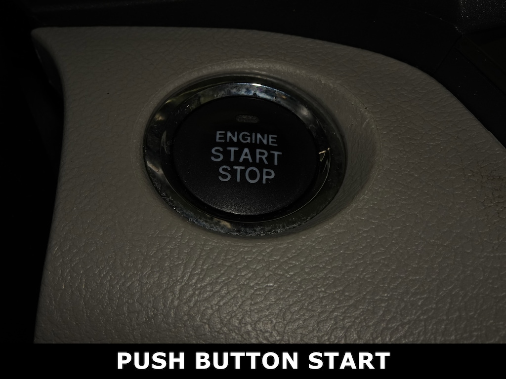 Used 2018 Toyota Sienna XLE FWD 8-Passenger Van Passenger Van