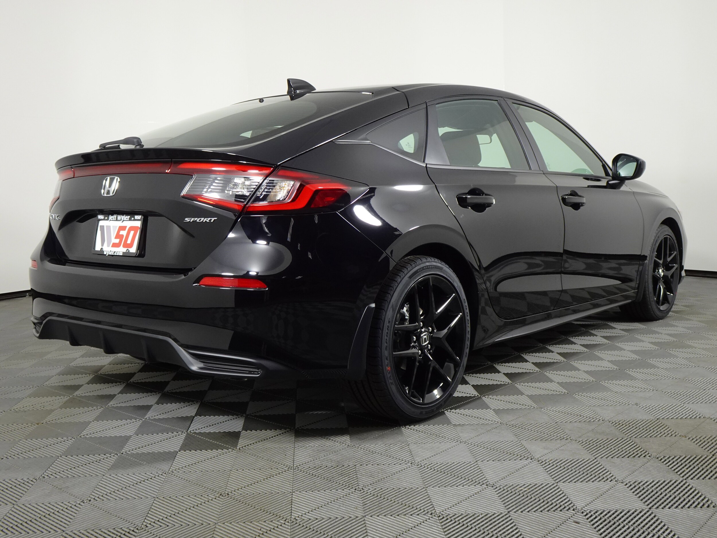 2026 Honda Civic Sport Hatchback photo 2