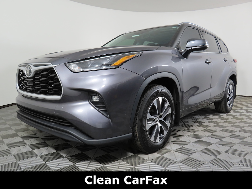 Used 2021 Toyota Highlander XLE AWD SUV