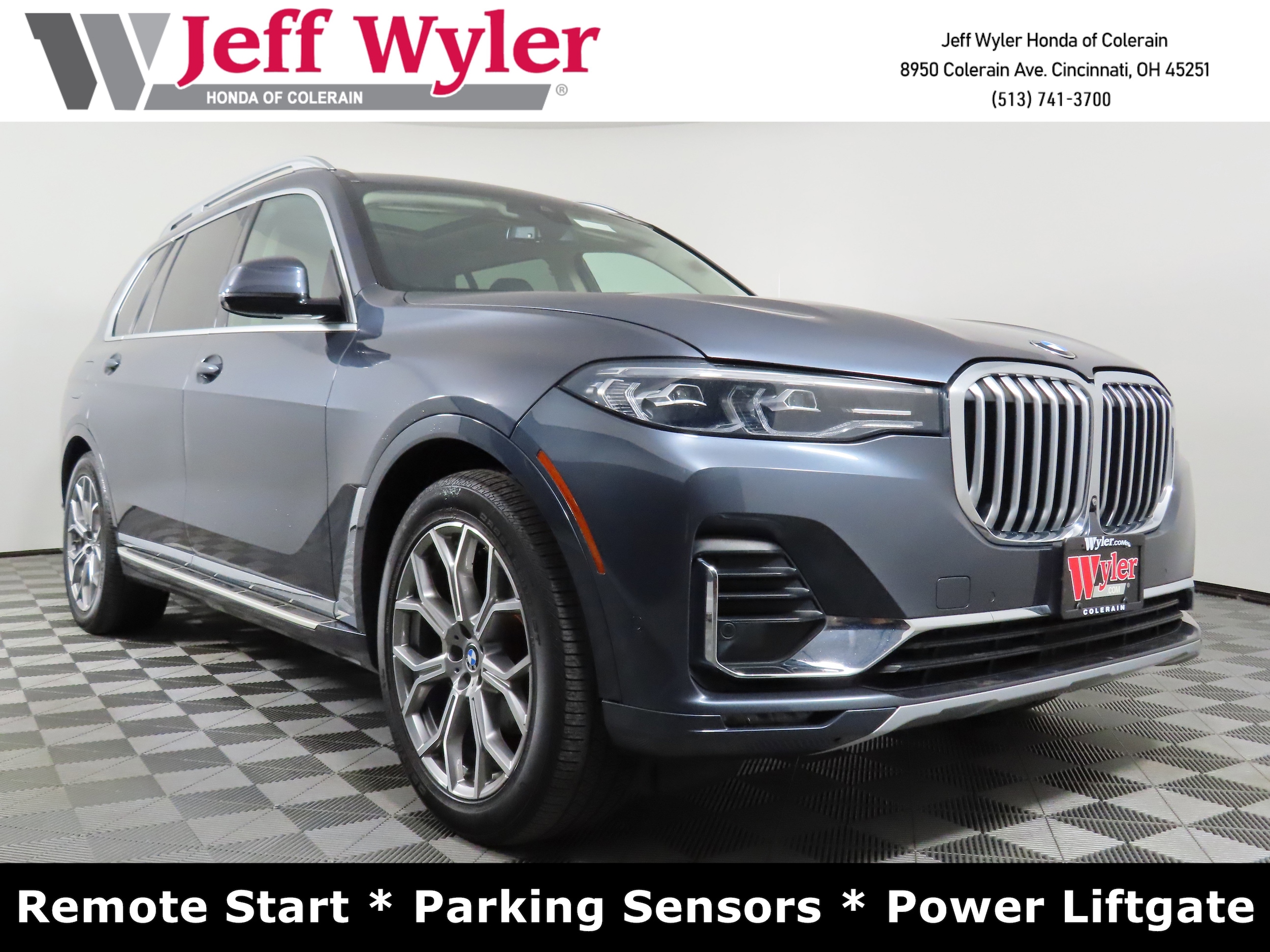 2021 BMW X7 40i's photo