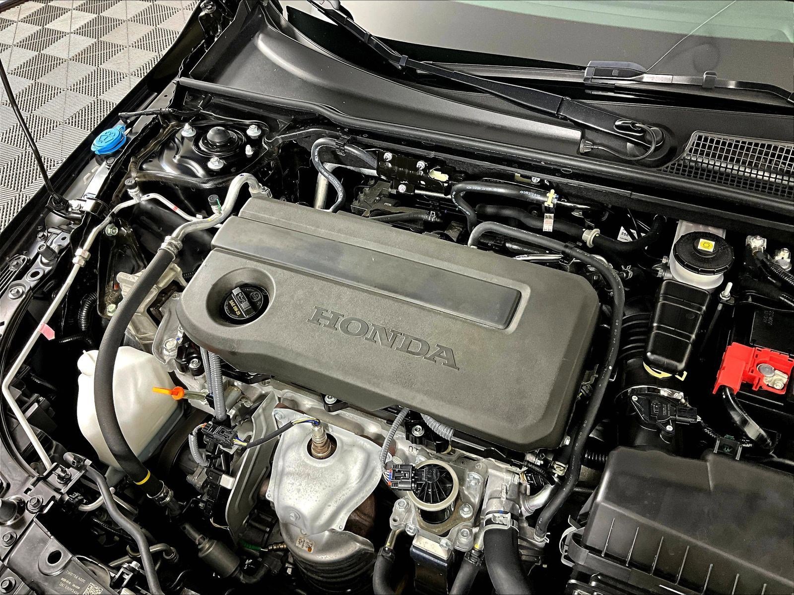 2025 Honda Civic LX - Photo 30