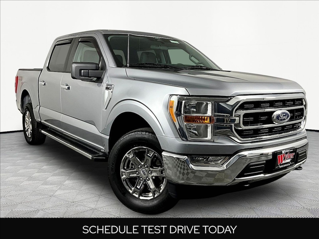 Used 2022 Ford F-150 XLT 4WD SuperCrew 5.5 Box Truck SuperCrew Cab