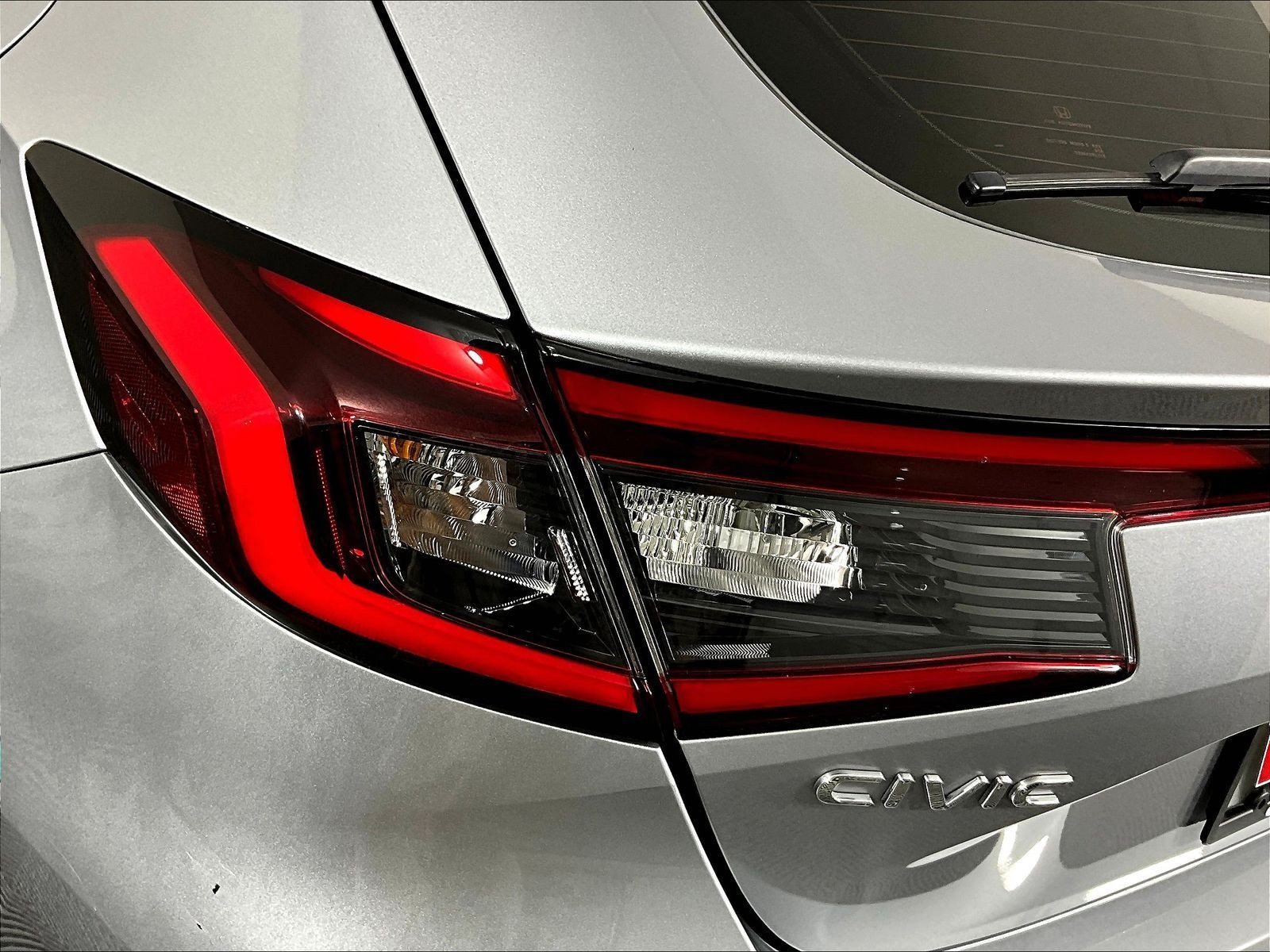 2024 Honda Civic Hatchback Sport - Photo 26