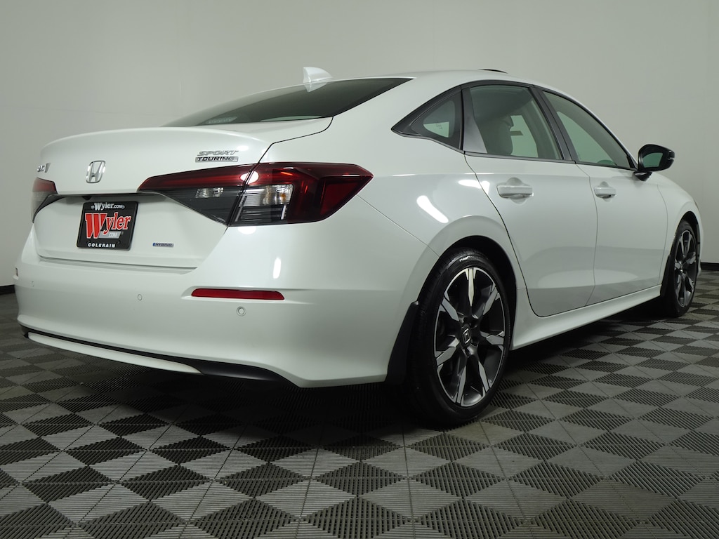 Used 2025 Honda Civic Sedan Hybrid Sport Touring CVT Sedan