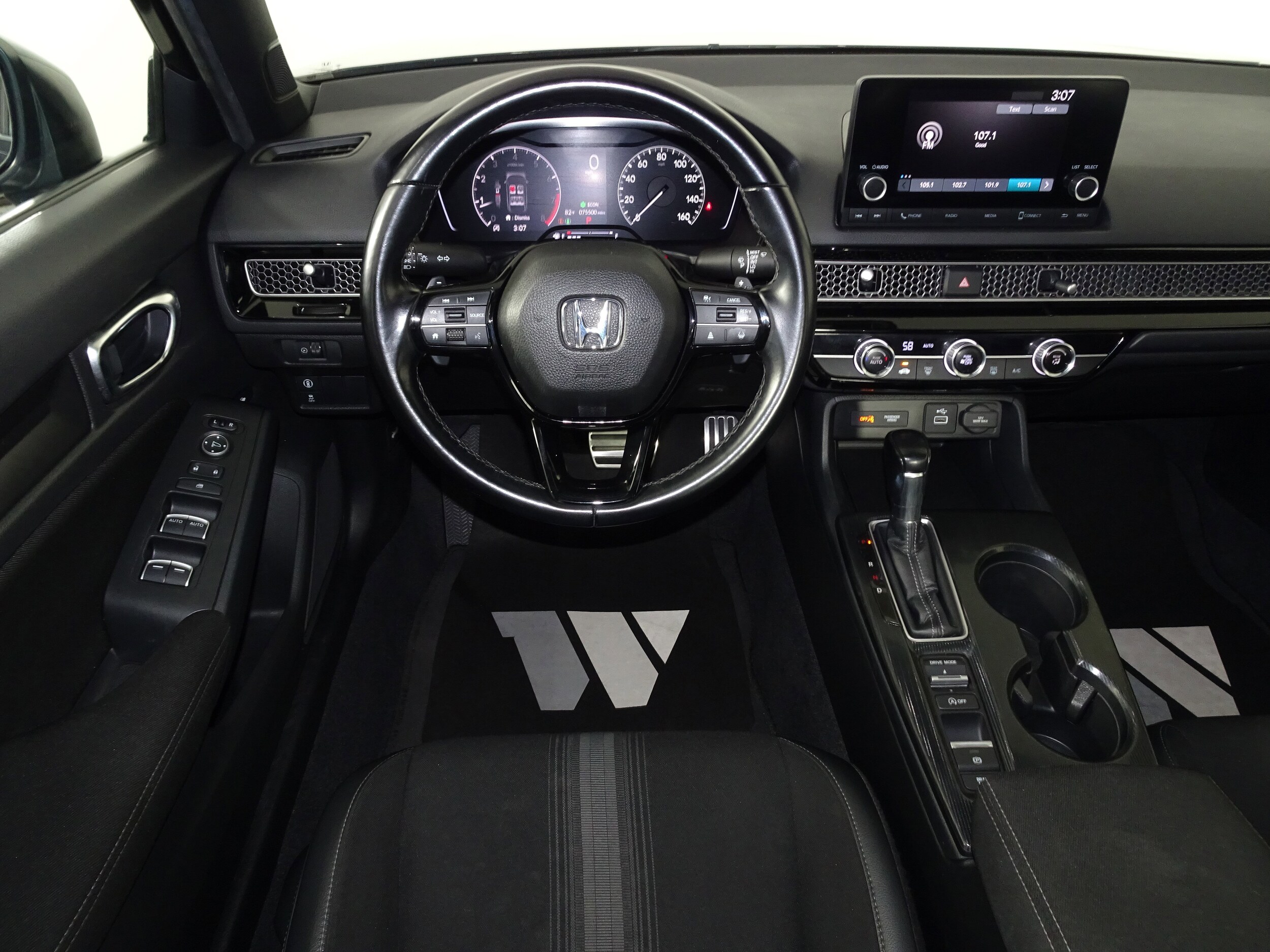 2022 Honda Civic Sport photo 4