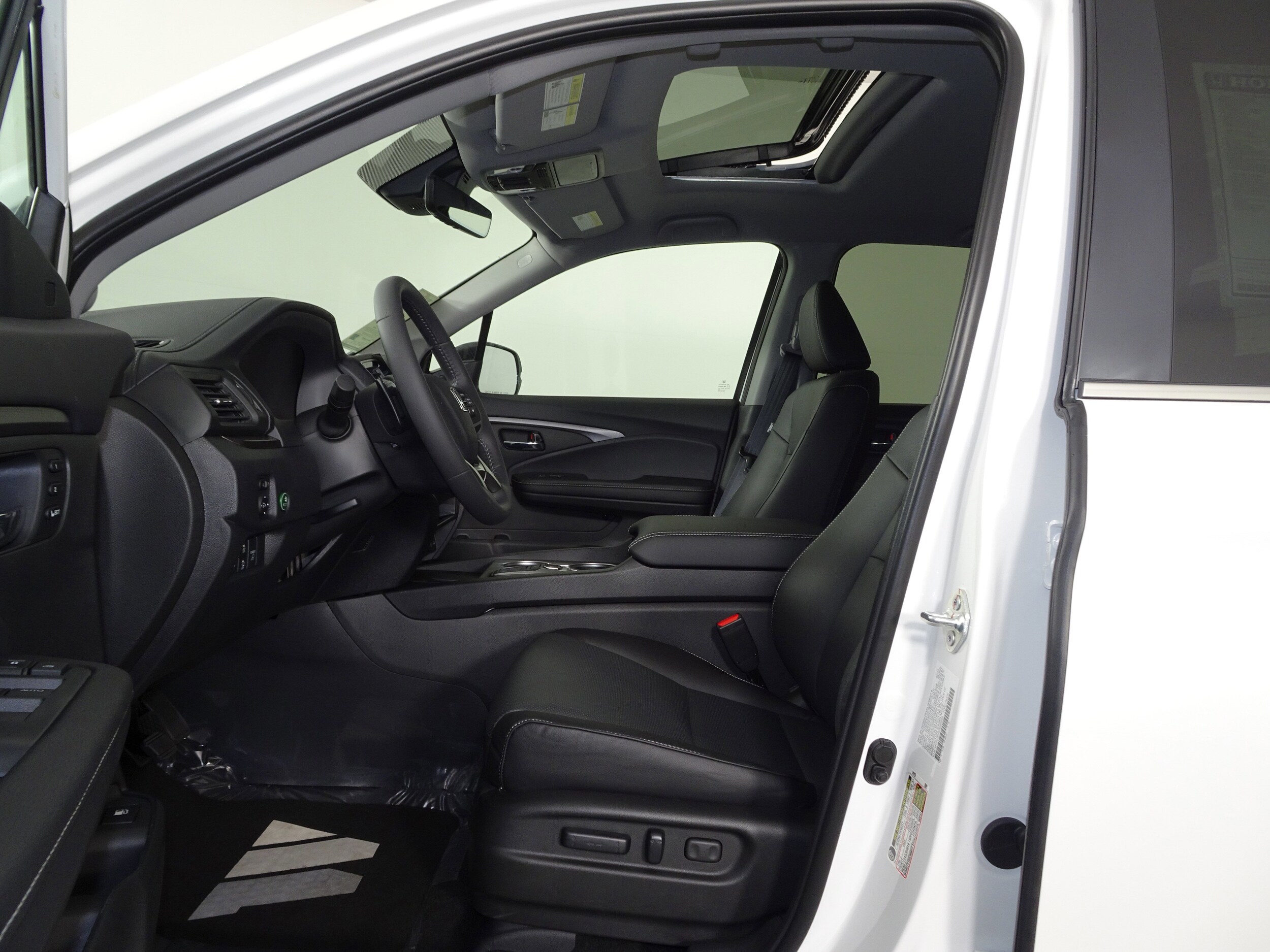 2026 Honda Ridgeline RTL photo 3