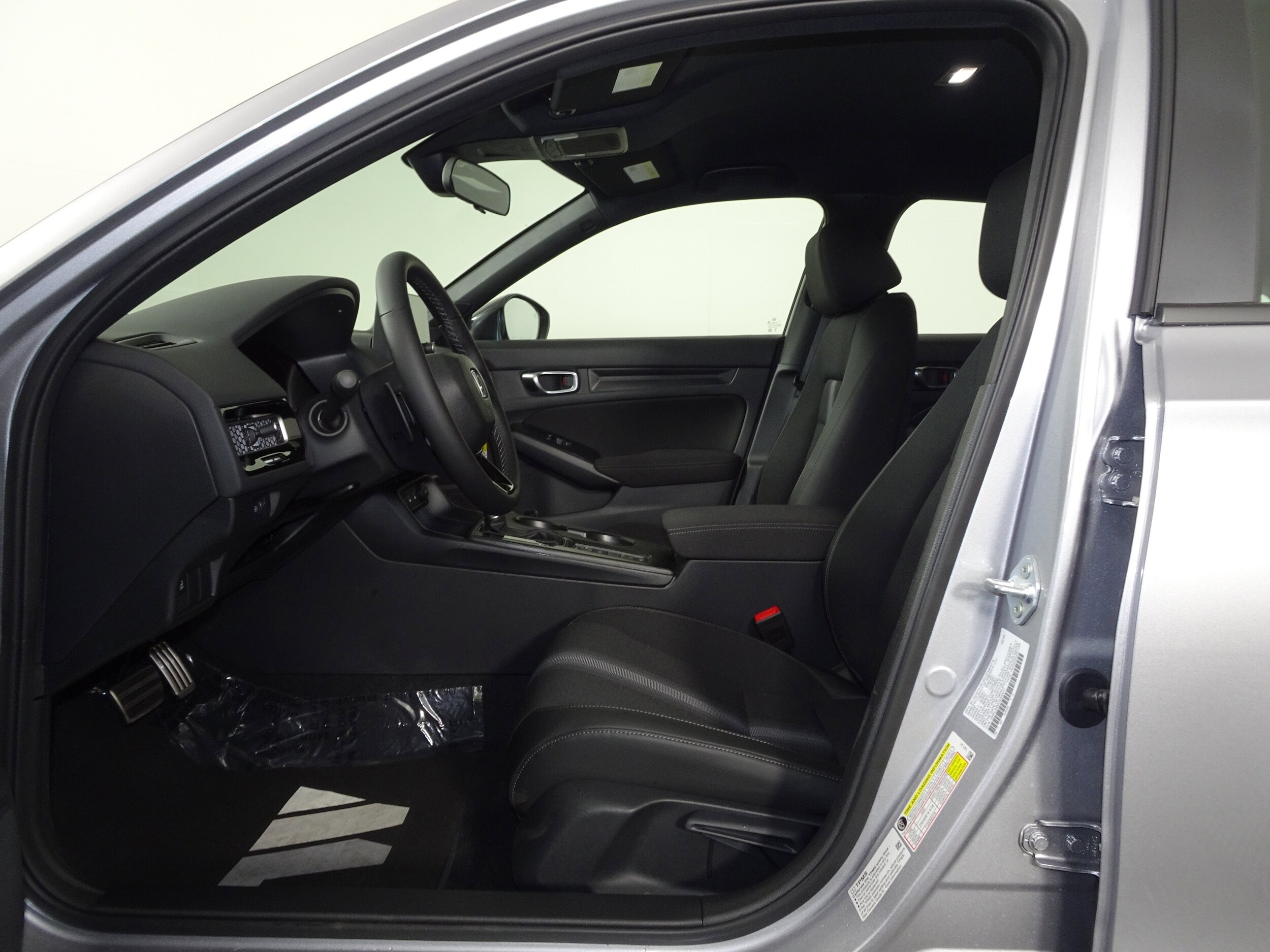 2026 Honda Civic Sport Hatchback photo 4