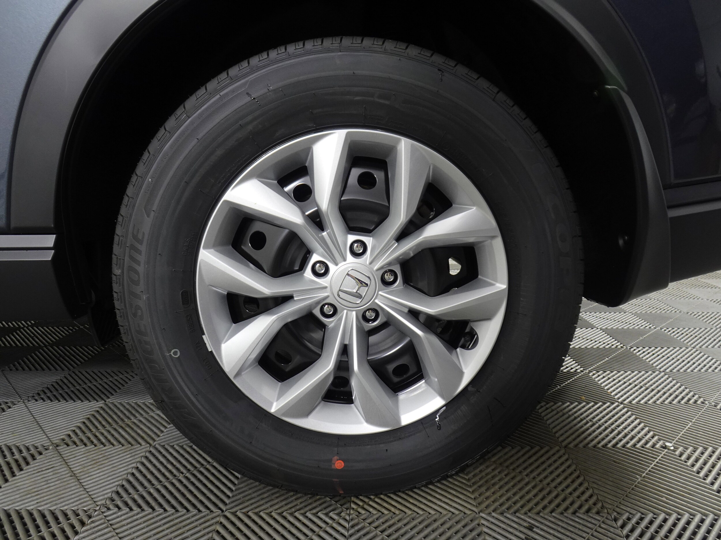 2026 Honda CR-V LX - Photo 13