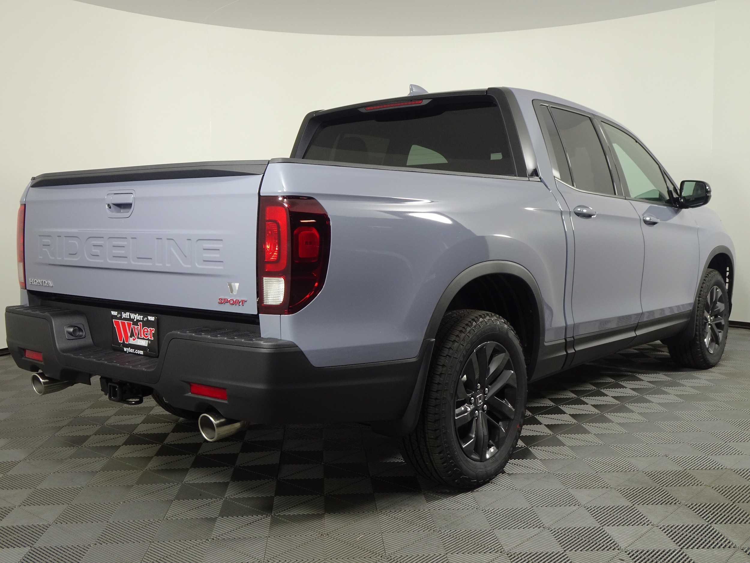 2026 Honda Ridgeline Sport - Photo 4