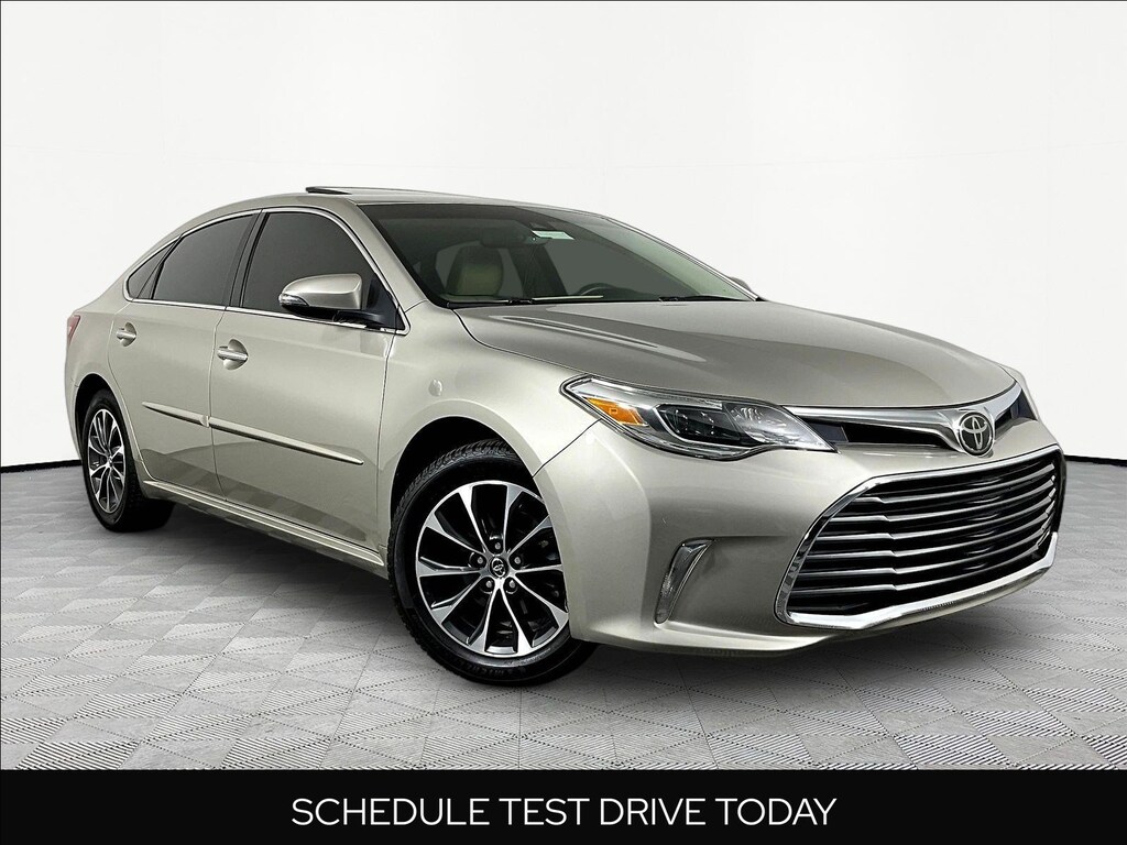 Used 2018 Toyota Avalon XLE Premium Sedan