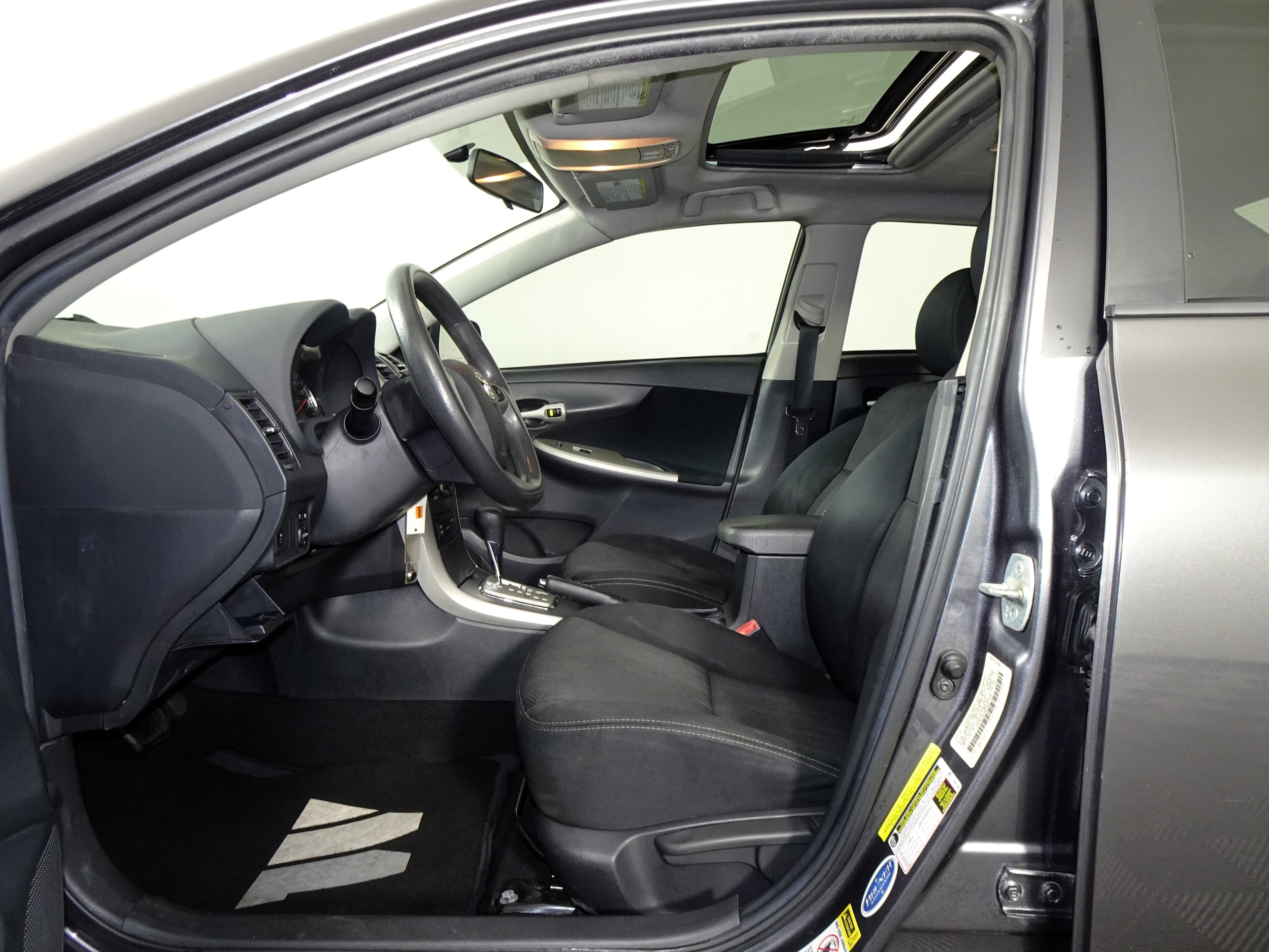 2013 Toyota Corolla S - Photo 34