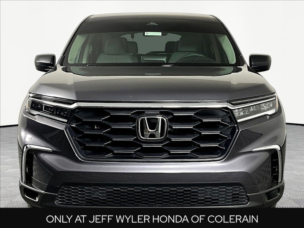 Used 2023 Honda Pilot LX AWD SUV