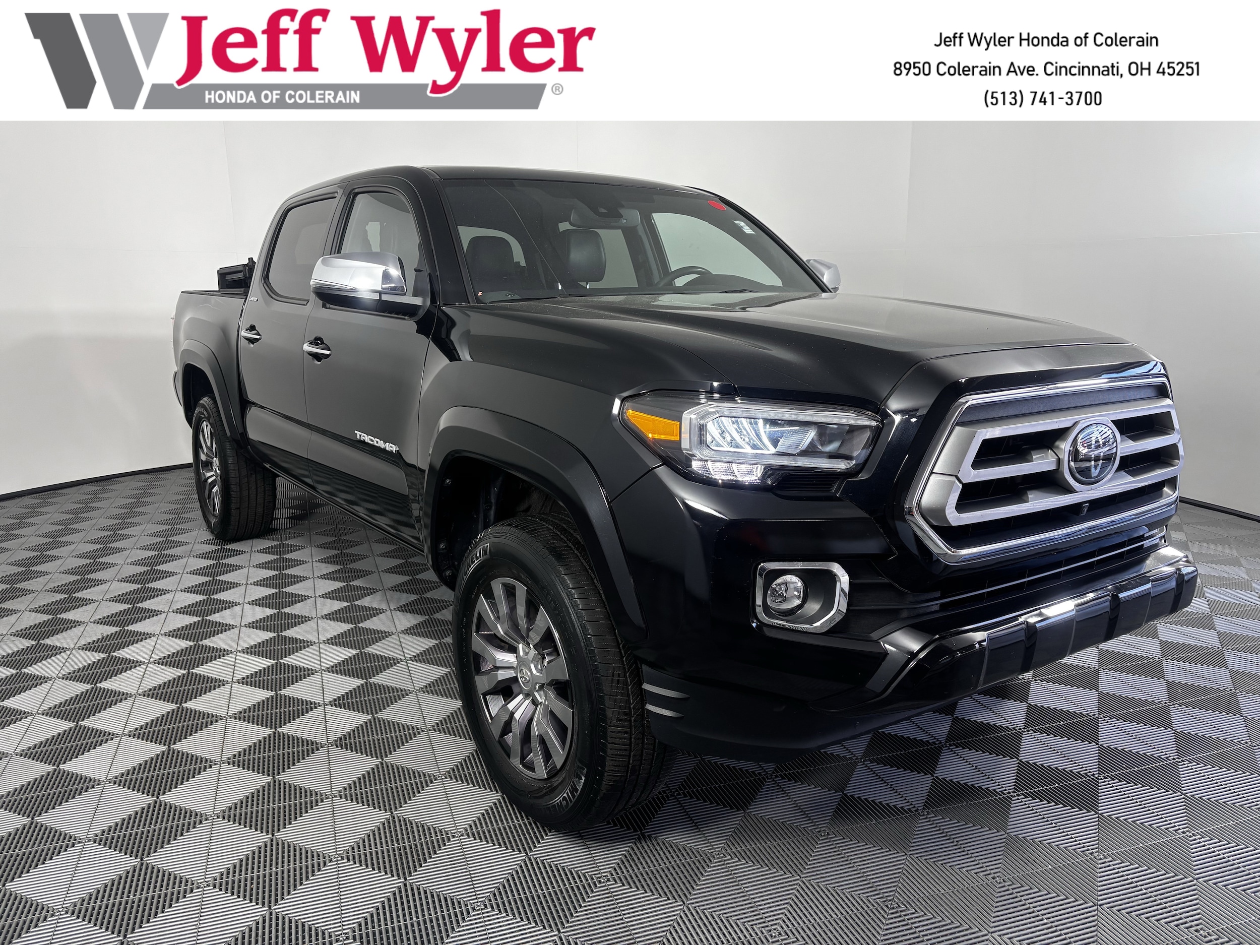 2022 Toyota Tacoma Limited's photo