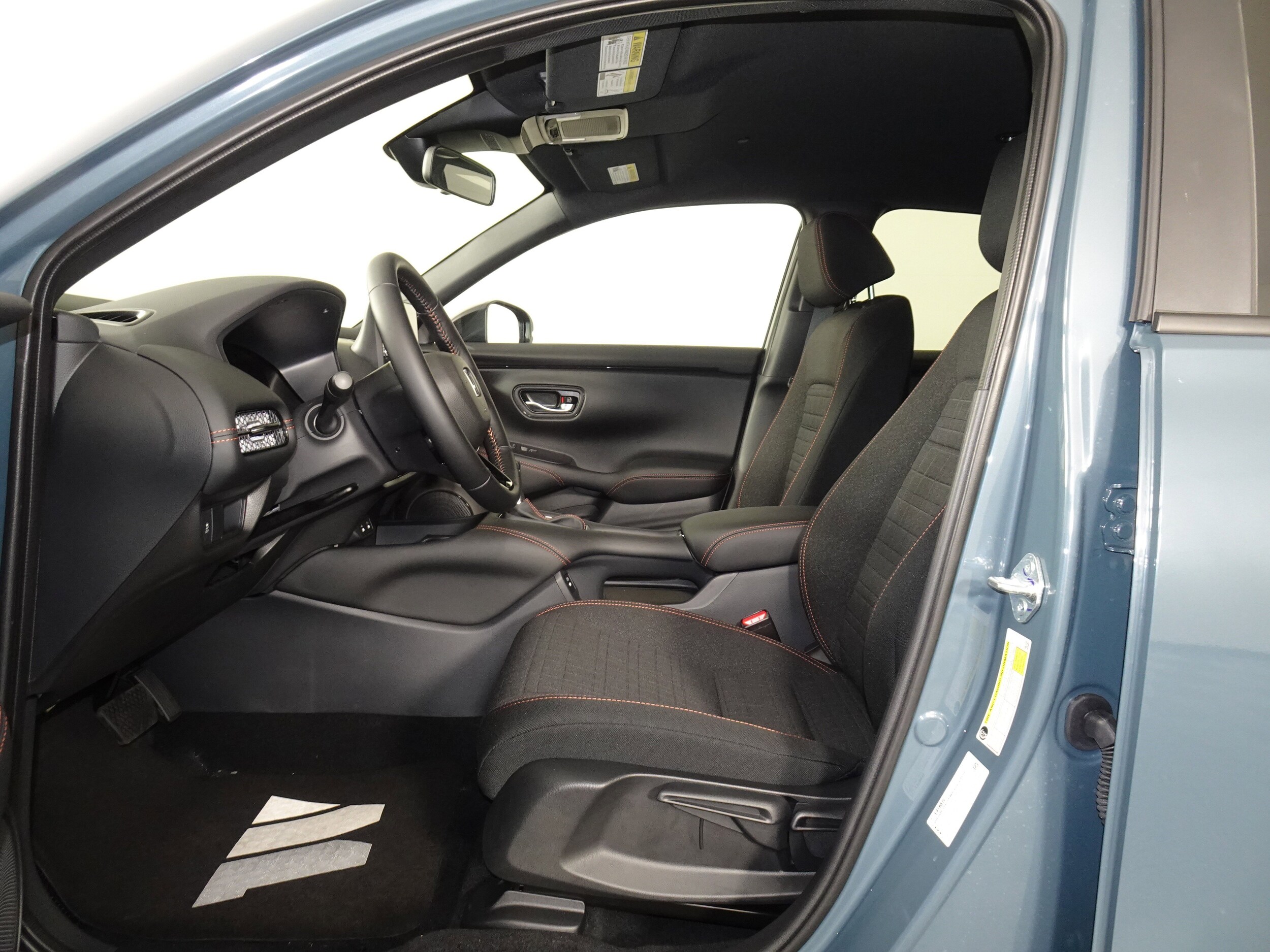 2026 Honda HR-V Sport photo 4