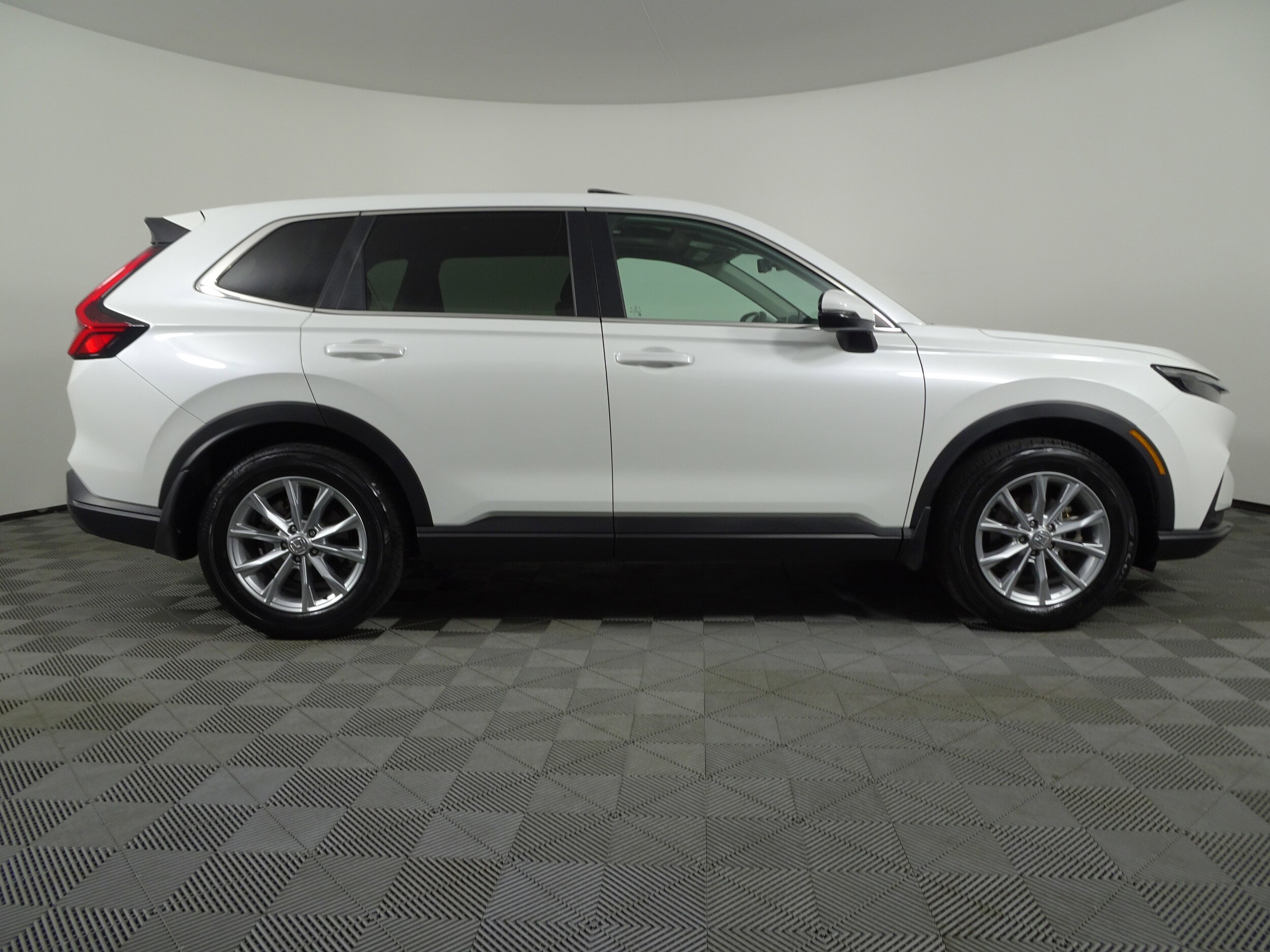 2024 Honda CR-V EX-L photo 2