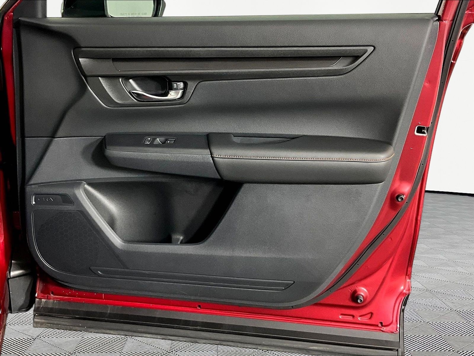2025 Honda CR-V Sport - Photo 31