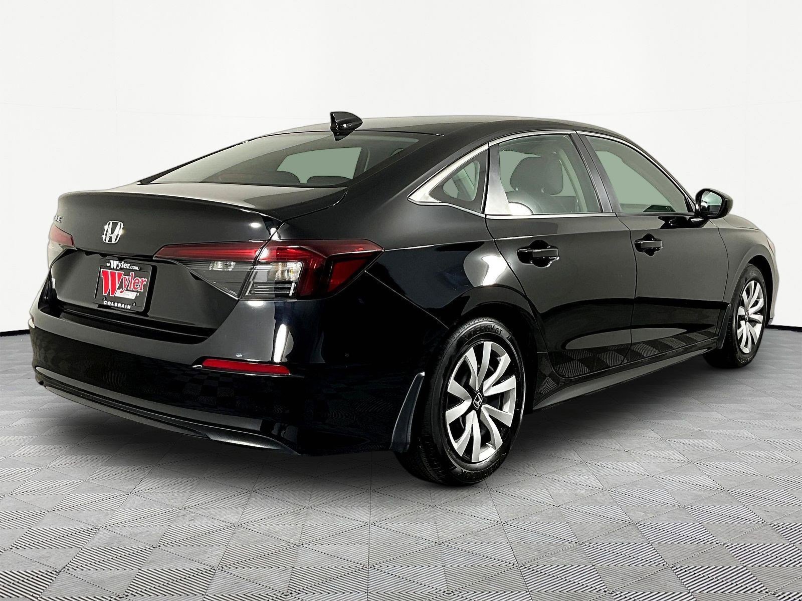 2025 Honda Civic LX - Photo 6