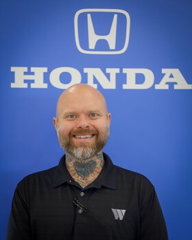 Staff member Sean Loveless from ID_6a776fcc1913