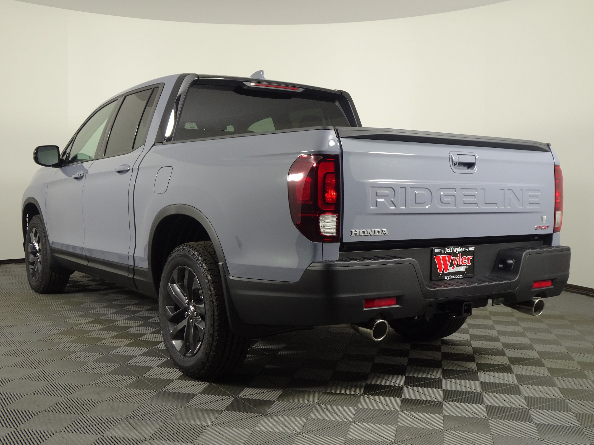 2026 Honda Ridgeline Sport - Photo 18