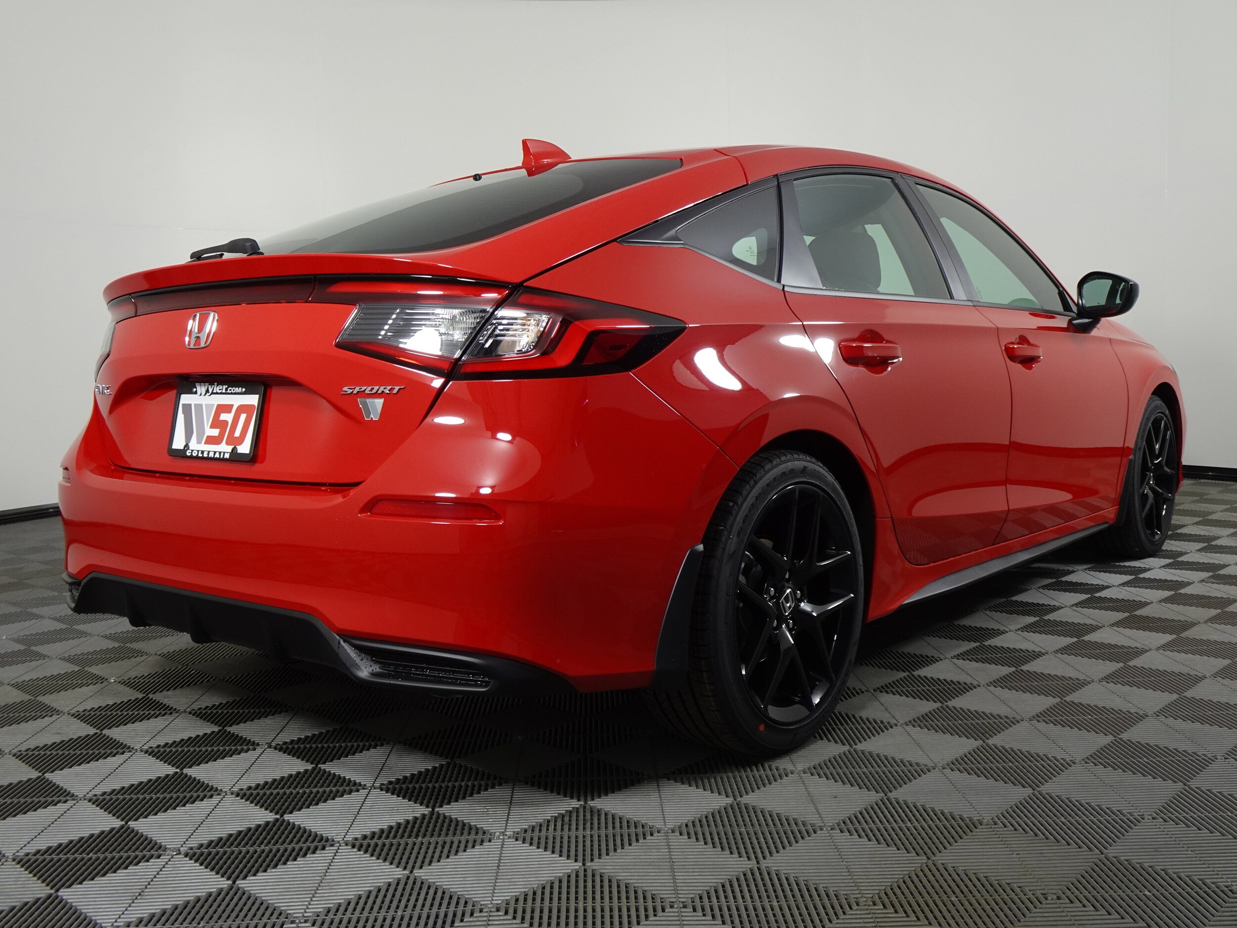 2025 Honda Civic Sport Hatchback photo 3
