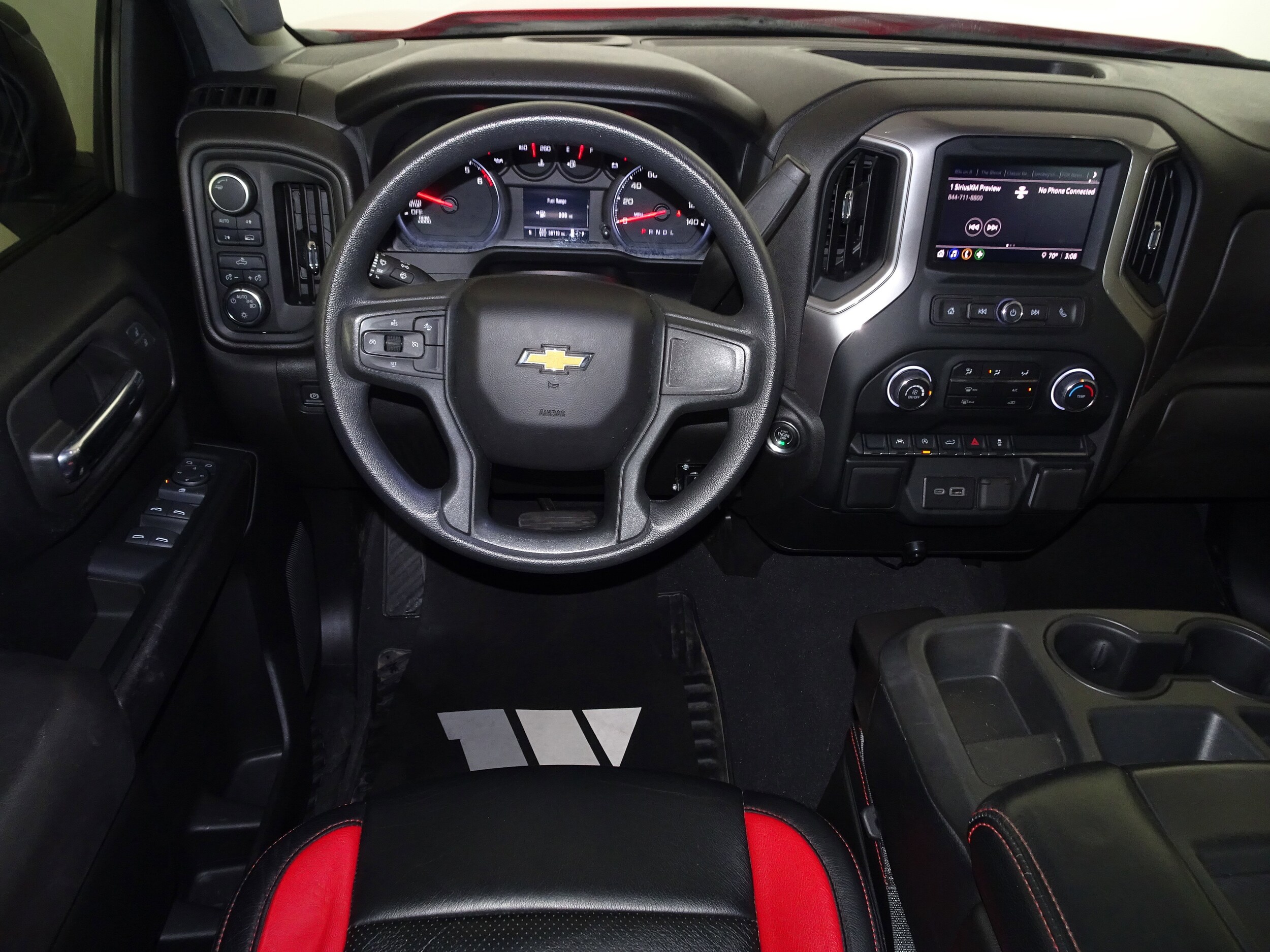 2022 Chevrolet Silverado 1500 Custom photo 3