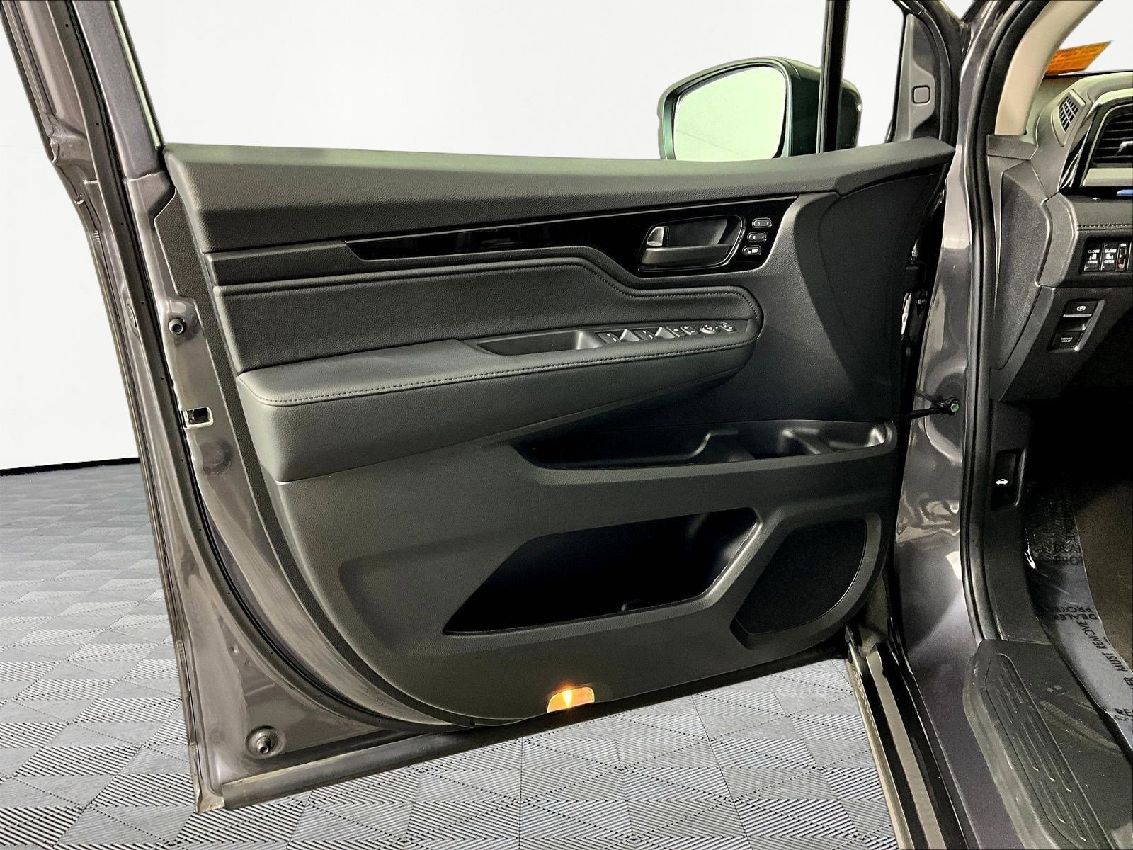 2025 Honda Odyssey Touring - Photo 20