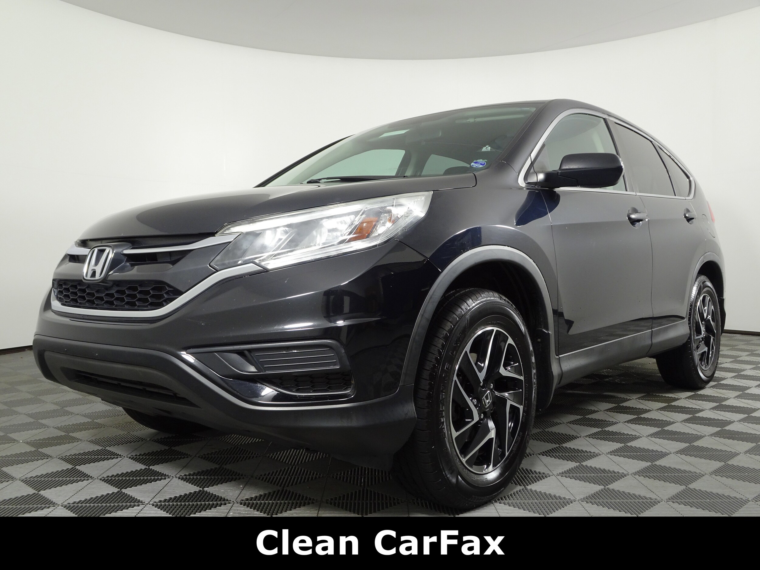 2016 Honda CR-V SE photo 2
