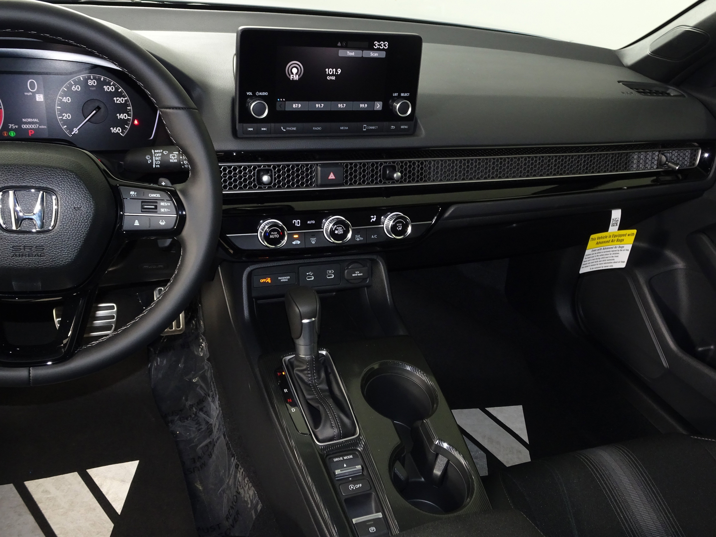 2026 Honda Civic Hatchback Sport - Photo 8