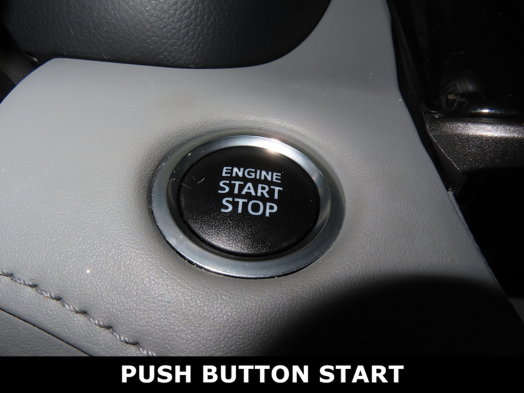 Used 2021 Toyota Highlander XLE AWD SUV