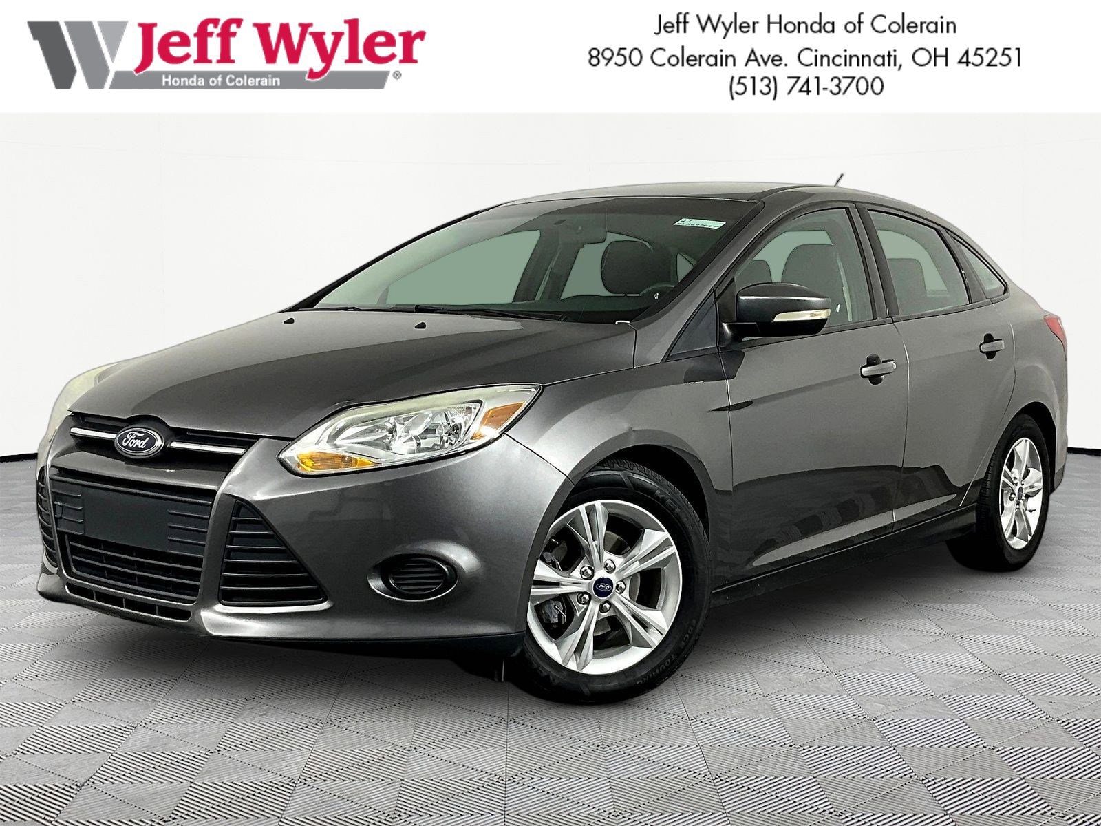 2014 Ford Focus Sedan SE's photo