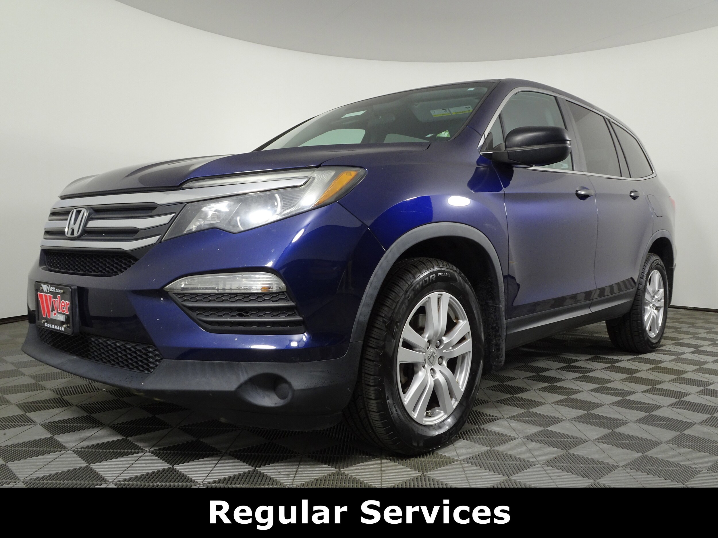 2018 Honda Pilot LX photo 2