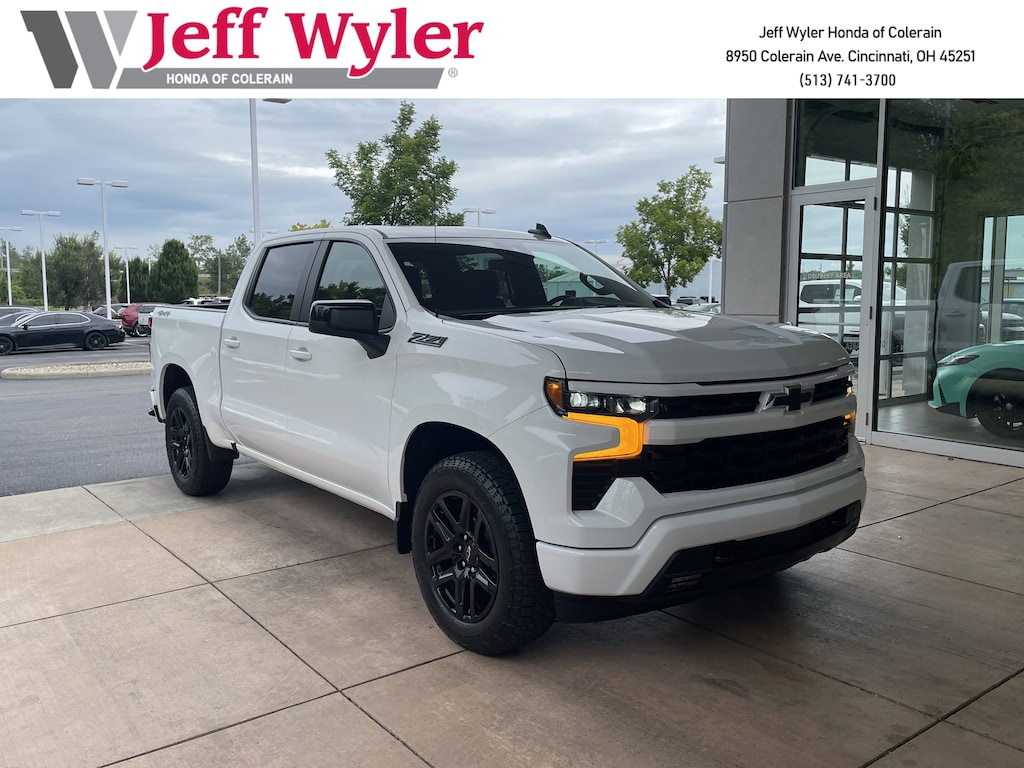 Used 2025 Chevrolet Silverado 1500 4WD Crew Cab 147 RST Truck Crew Cab