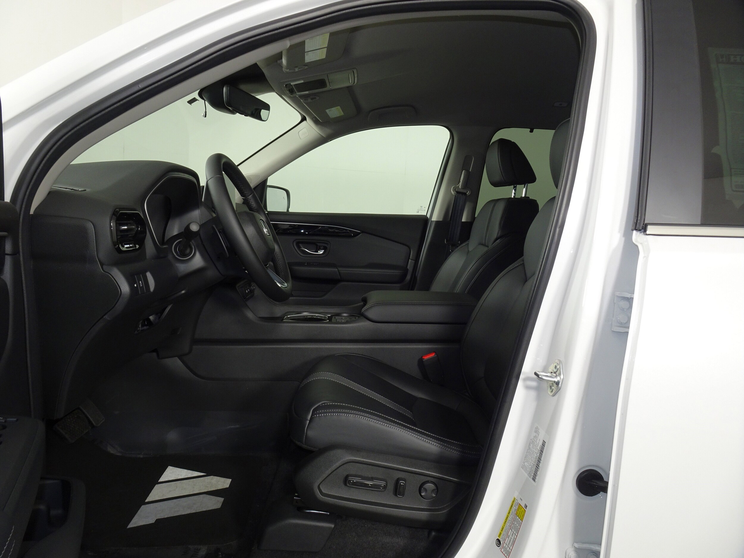 2025 Honda Pilot EX-L photo 3