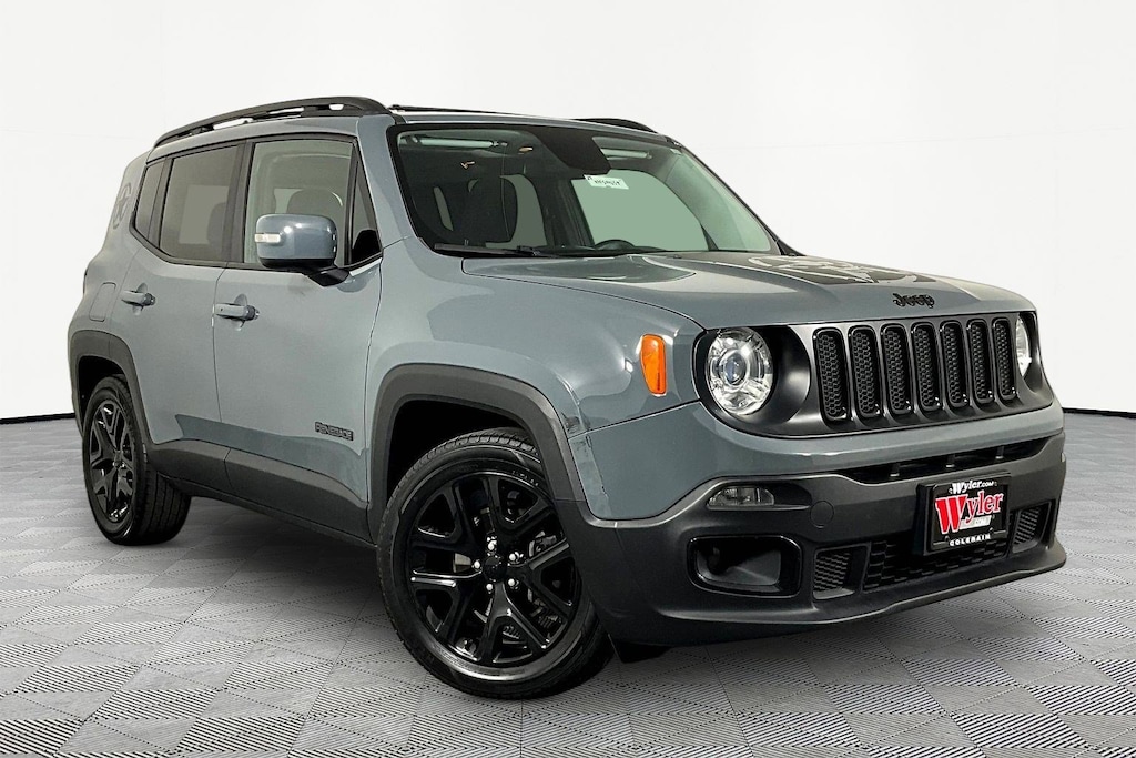 Used 2017 Jeep Renegade Altitude FWD SUV