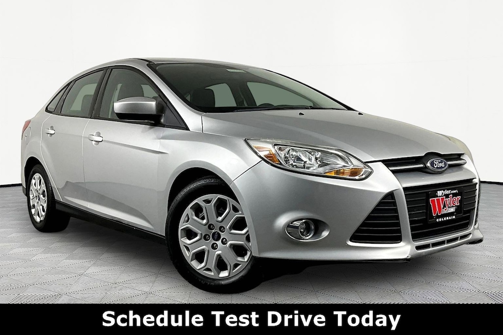 Used 2012 Ford Focus 4dr Sdn SE Sedan