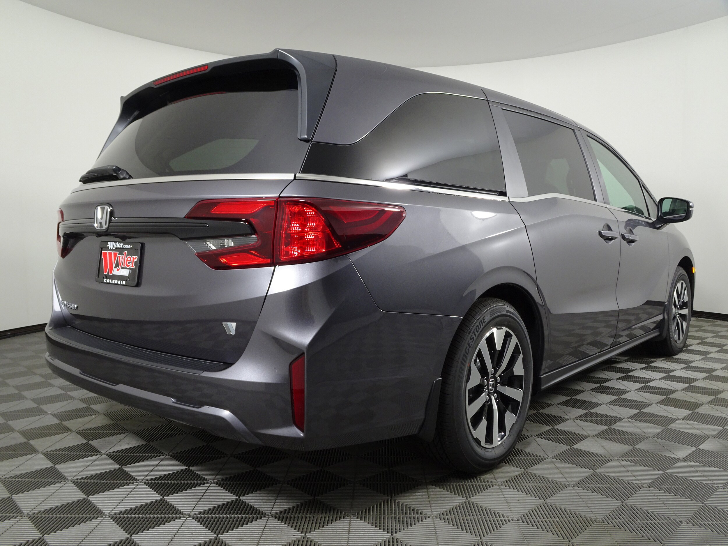 2026 Honda Odyssey EX-L photo 3