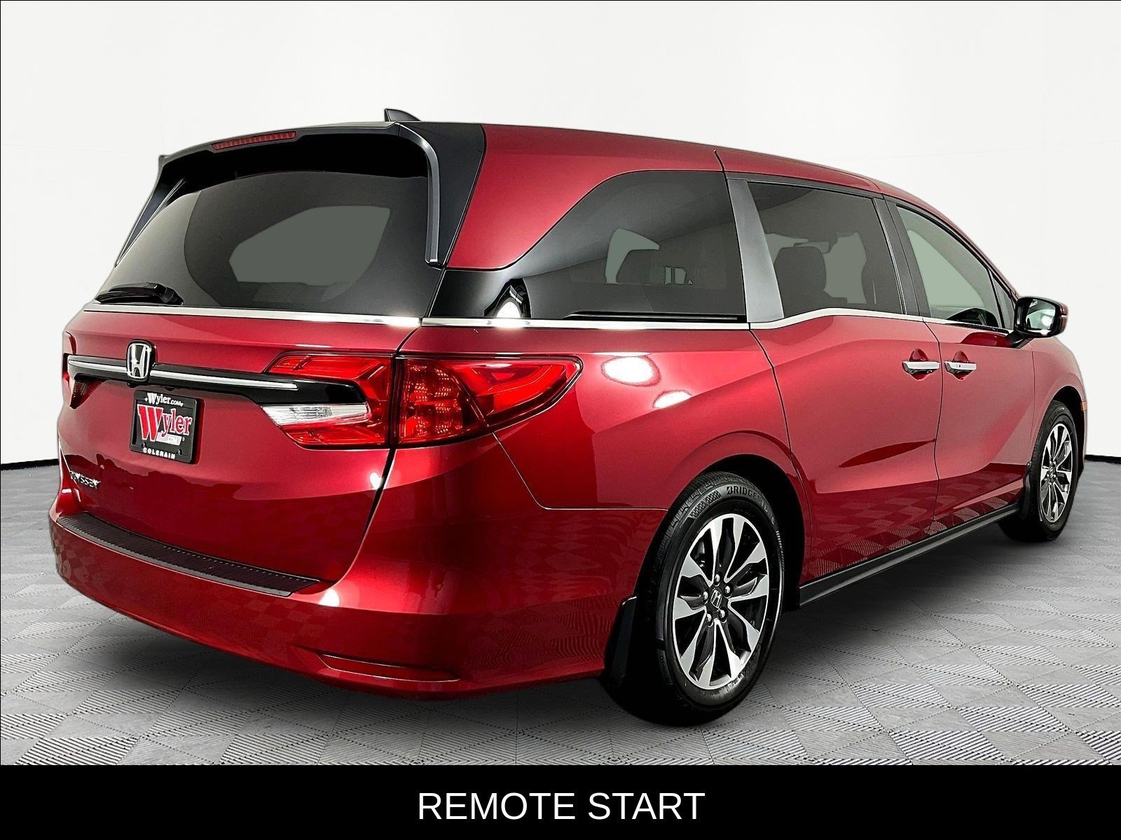 2024 Honda Odyssey EX-L - Photo 6