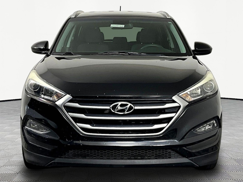 Used 2017 Hyundai Tucson SE AWD SUV