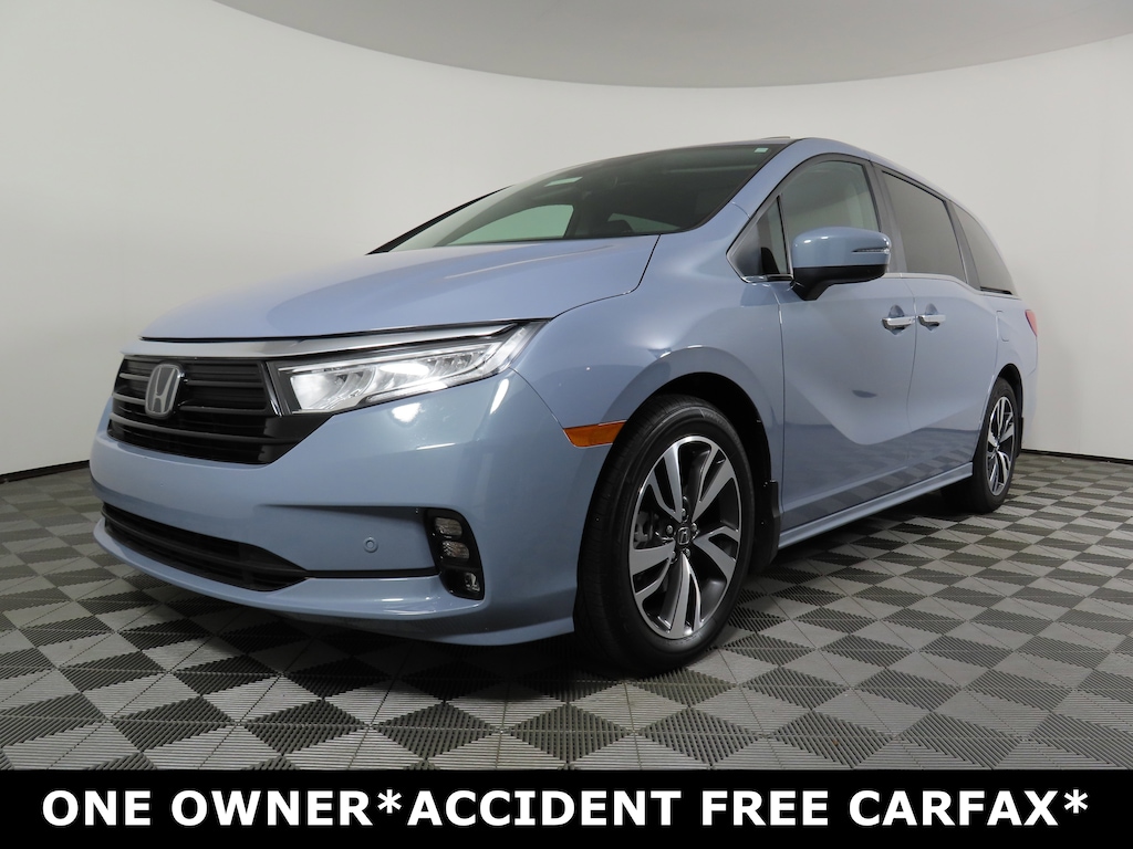 Used 2023 Honda Odyssey Touring Auto Van