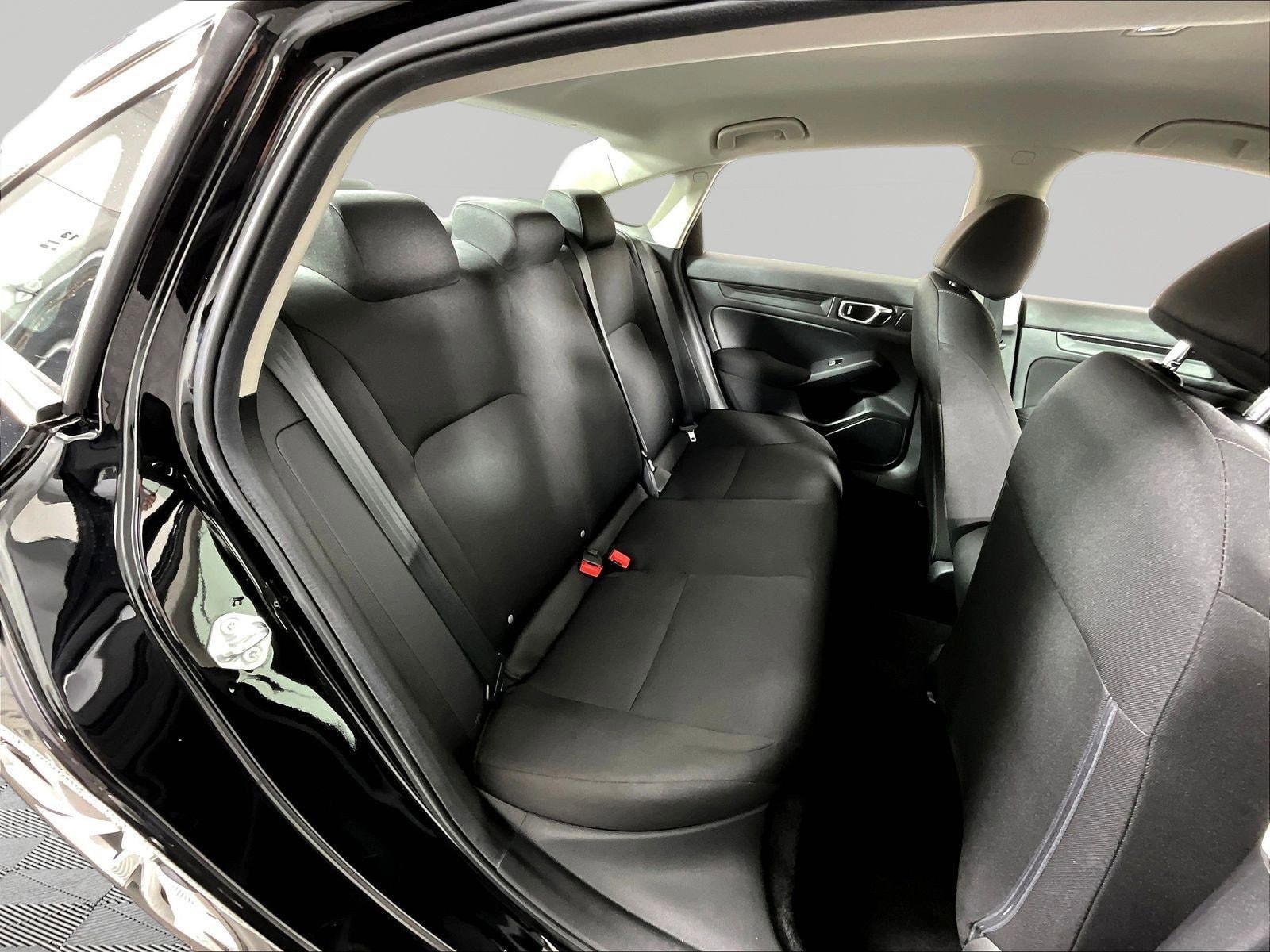 2025 Honda Civic LX - Photo 25