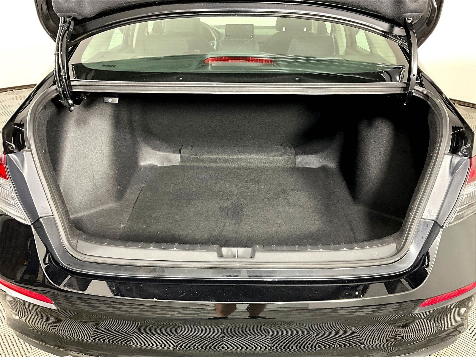 2025 Honda Civic LX - Photo 38