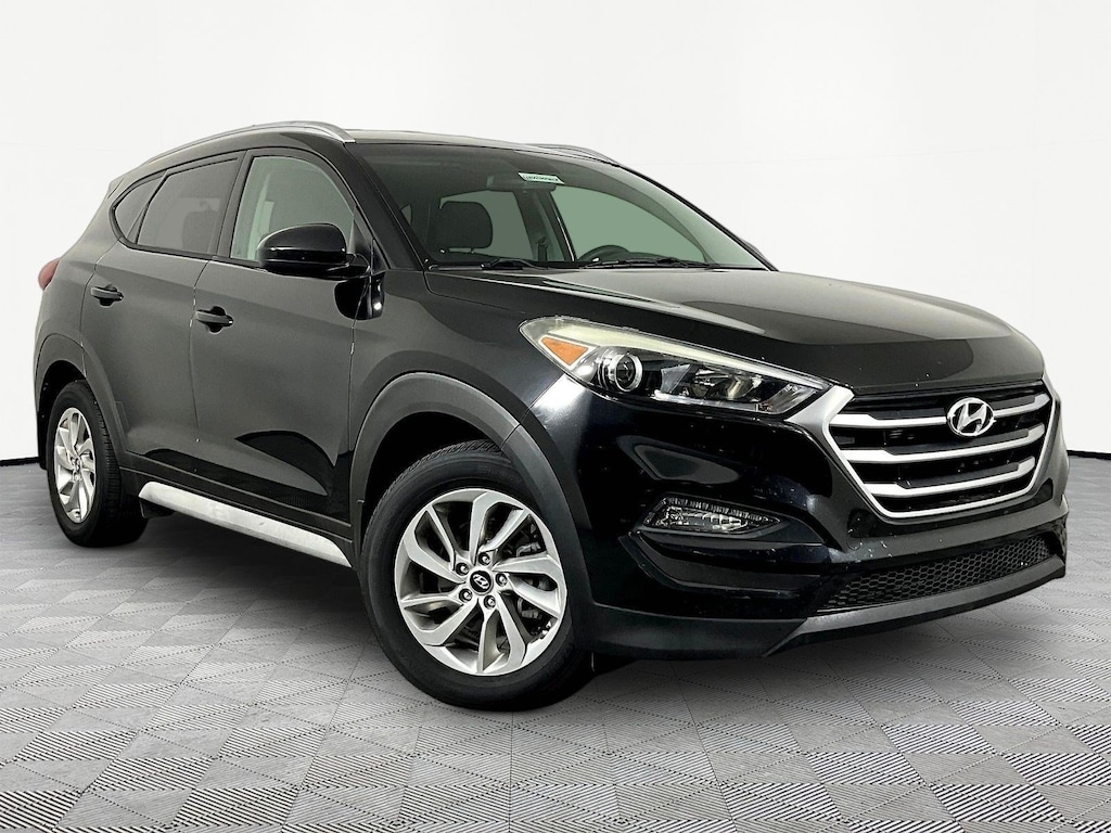 Used 2017 Hyundai Tucson SE AWD SUV